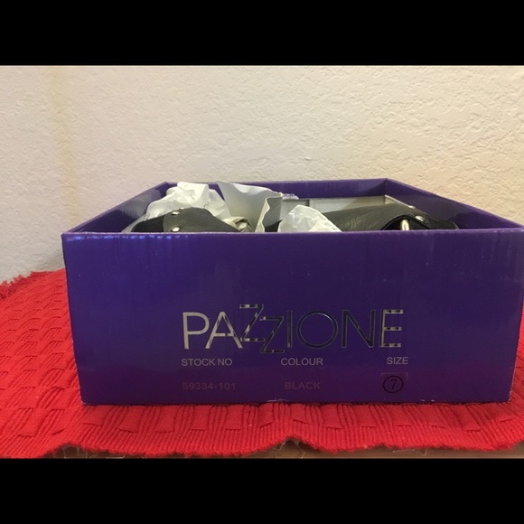 Pazzione black wage heels - Picture 2 of 6